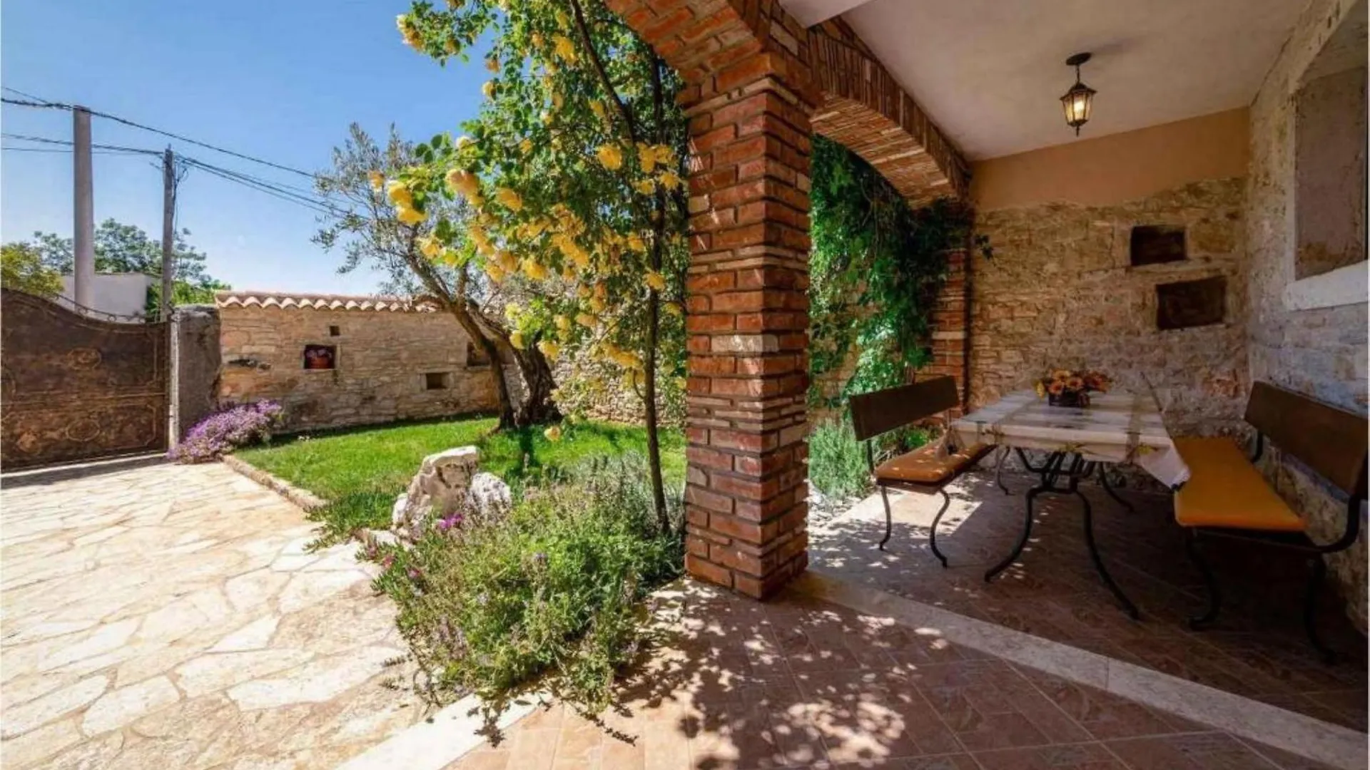 Casa Paola Mit Panoramameerblick Und Garten Kastelir